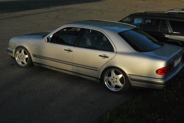 w 210 lowrider