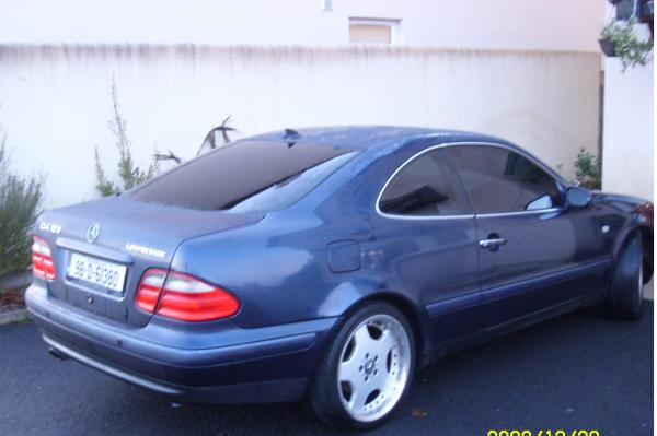 w208
